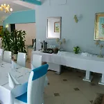 Hotel Eko Na Wierzynka & Park Pinokia