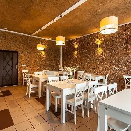 Eko Na Wierzynka & Park Pinokia 酒店