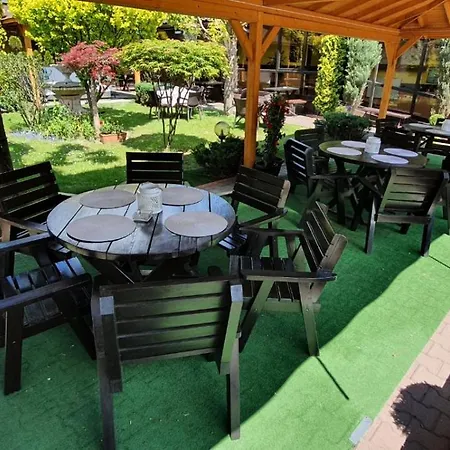 Hotel Eko Na Wierzynka & Park Pinokia