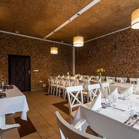 Hotel Eko Na Wierzynka & Park Pinokia Groß Salze