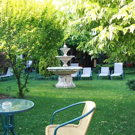 Hotel Eko Na Wierzynka & Park Pinokia
