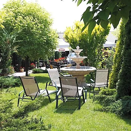 Eko Na Wierzynka & Park Pinokia 3*