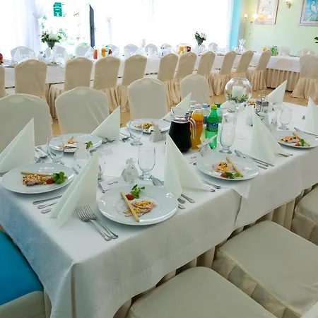 Eko Na Wierzynka & Park Pinokia 3*