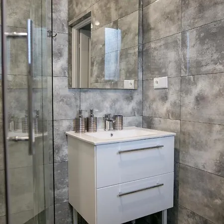 Eko Na Wierzynka & Park Pinokia Hotel 3*